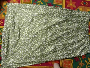 Green Dotted pattern Skirt