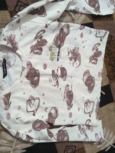 Cute Graphic Print Long Sleeve Top size 30/32 fitt