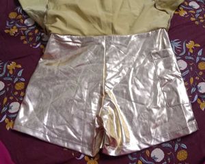 26 size Gold Metallic Skater Skort