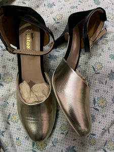 Stylish Gold &amp; Black Heels