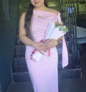 🌹Elegant Pink One-Shoulder Dress🌹