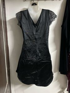 Elegant Black Satin Dress with Lace Sleeves