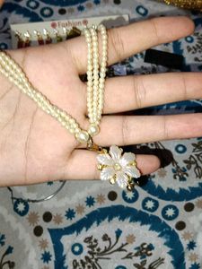 Beautiful Pearl &amp; Stone Jewellery Set