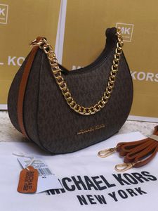 Moon aura Michael Kors Chain Detail Handbag