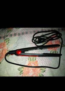 Nova Hair Straightener
