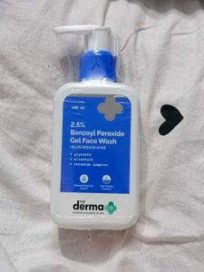 Derma Co 2.5% Benzoyl Peroxide Face Wash
