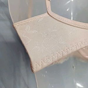 😍 Lace Trim Padded Bra
