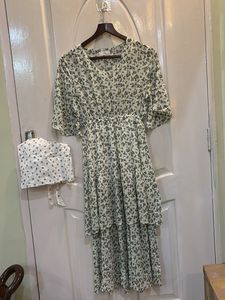 Floral Print Tiered Midi Dress