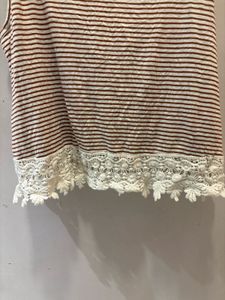 Chic Striped  Lace Trim Top