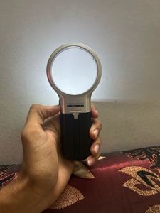 Magnifying Glass with Light