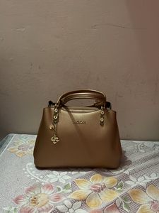 hand bag