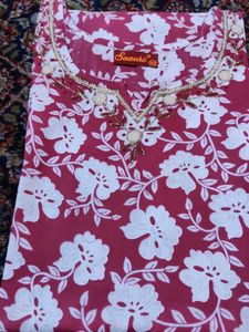 Red &amp; White Floral Kurta Set- 40 Size