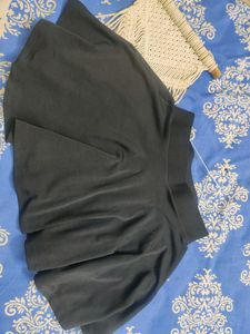 Black Short Skater Skirt
