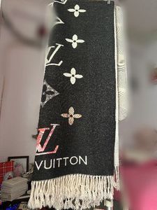 Louis Vuitton Shawl