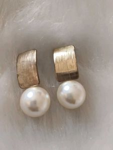 Elegant Pearl Drop Earrings