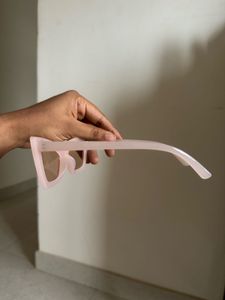 Stylish Pink Cat-Eye Sunglasses