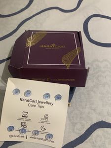 Karatcart Pearl &amp; Kundan Jewellery Set