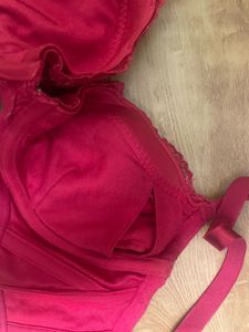 Elegant Red Lace Bra