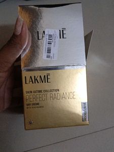 LAKME PERFECT RADIANCE DAY CREAM