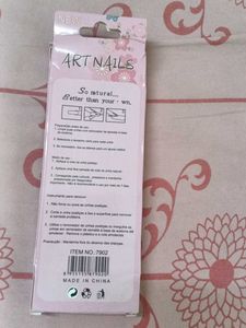 Art Nails - Fashionable Press-On Nail