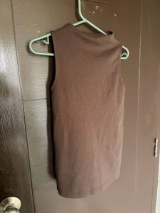Sleeveless Mock Neck Top