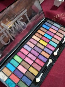 Glam21 Eyeshadow Palette