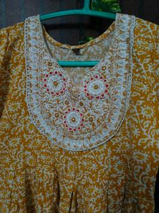 women kurtas &amp; jens