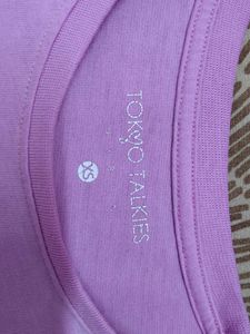women tshirt size xs