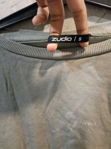 Grey Cropped Sweatshirt (size-S)