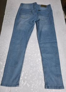 Trendy Men's Lee Jeans