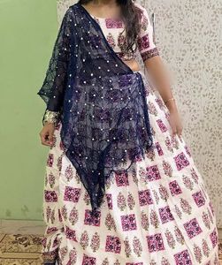 Elegant Floral Print Lehenga Choli Set