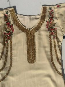 Elegant Cream Kurta Set with Embroidery