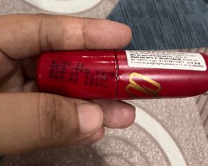 COMBO OFFER🎉🎉2 Matte Lipsticks - Red &amp; Pink