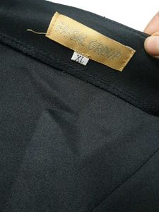 Edgy Black Crop Top with Buckle Detail no 128
