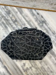 Stylish Geometric Pattern Handbag