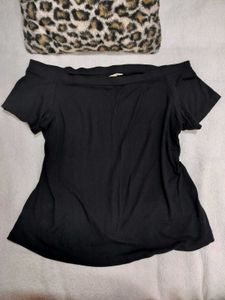 Black Off-Shoulder Ribbed Top 🆕