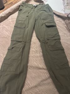 ❗Bershka❗ Olive cargo pants