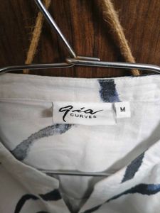 Gia Curves by Westside White Abstract Stripe Cotto