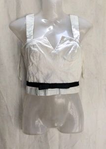 I. Chic White V-Neck Top with Bow Belt