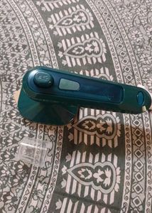 Portable Mini Steam Iron