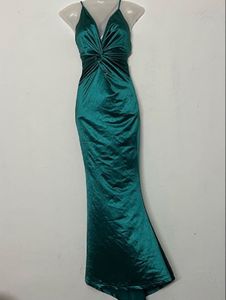 Elegant Emerald Green Halter Neck Gown
