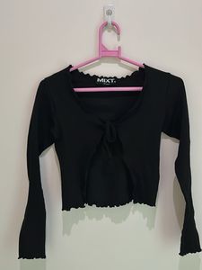 Chic Black Ribbed Tie-Front Crop Top