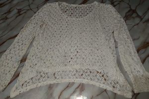Cream Lace Long Sleeve Top