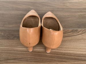 Marc Loire Beige PU Kitten Pumps with box