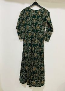 Elegant Green Embellished Kurta Set