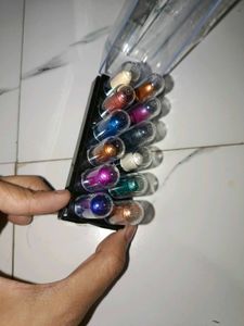 Mini Bullet Eyeshadow