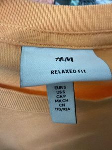 H&amp;M Relaxed Fit T-shirt