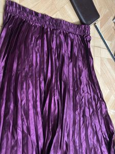 Elegant Purple Pleated Skirt
