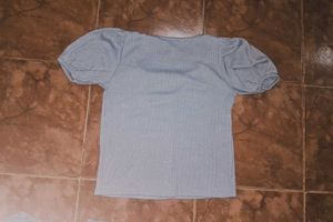 Stylish Grey Ribbed Puff Sleeve Top