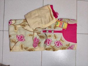 Elegant Floral Kurta Set (unstitched)